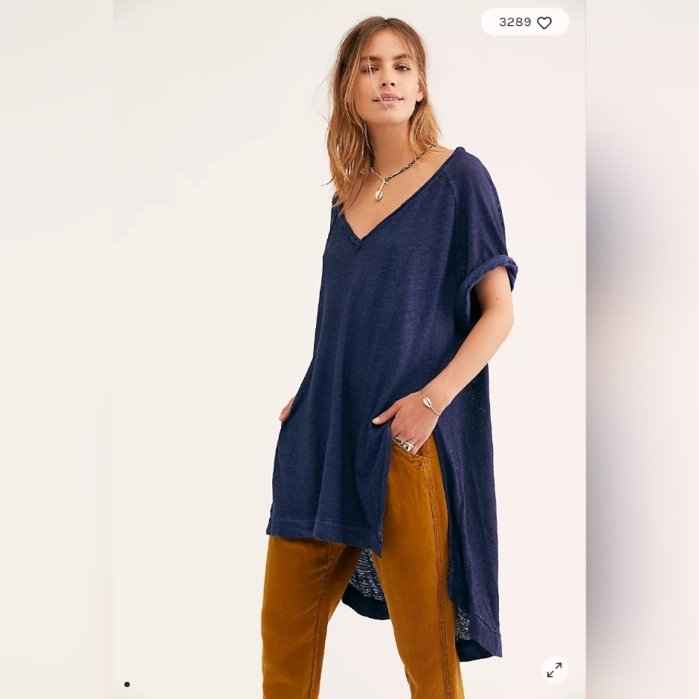 We The Free Diego Tee Deep Blue V-Neck Tunic Size Large